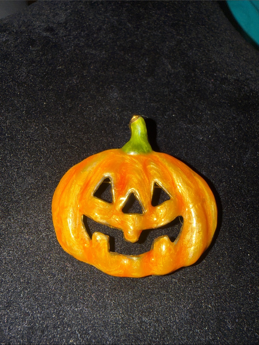 Adorable Vintage  Pumpkin Jack-O'-Lantern Brooch enameled 1.75” x 2”
